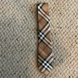 Burberry Classic Silk Neck Tie